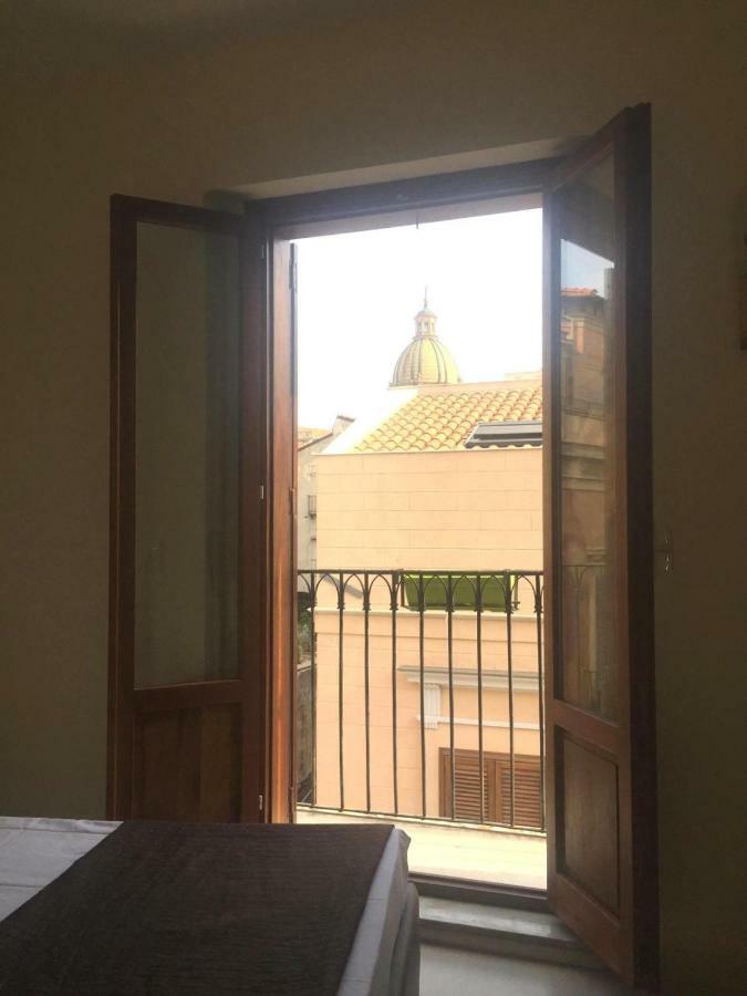 Mix Apartment Palermo Exterior photo